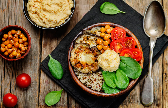 Mediterranean Quinoa Bowl